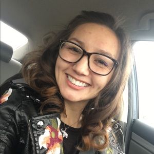 Meet your Posher, Mallory